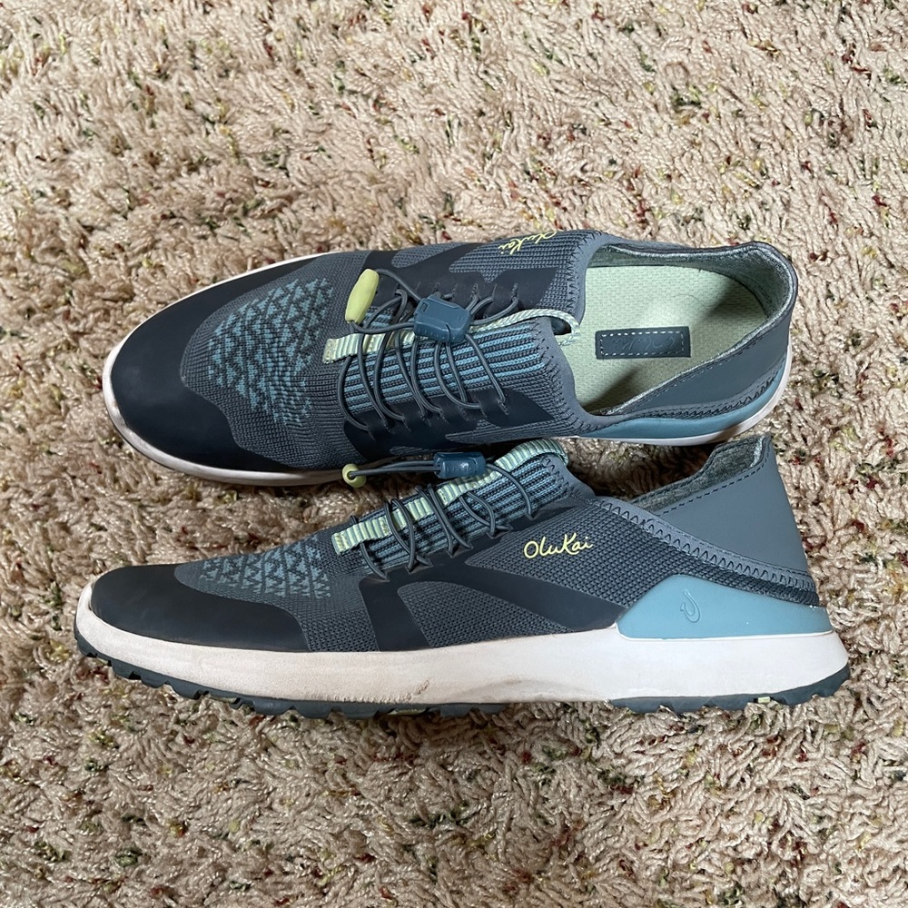 Olukai women’s sneakers. Size 8